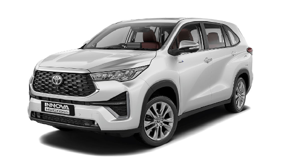 Toyota Innova Hycross